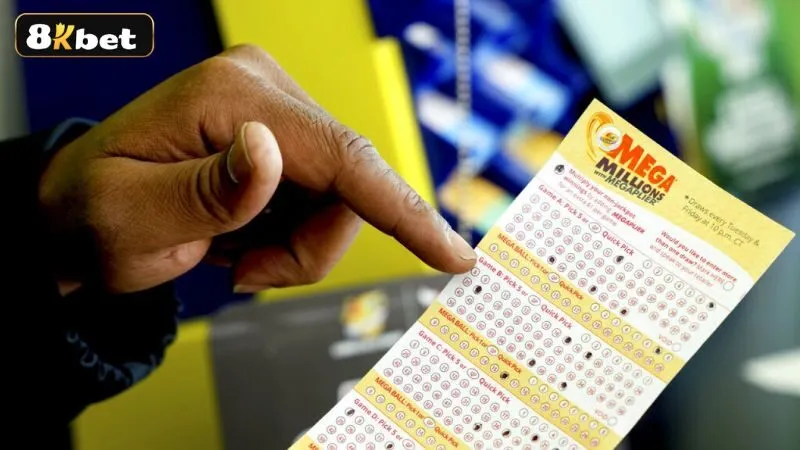 Người chơi có thể mua vé ngay tại các điểm bán hợp pháp